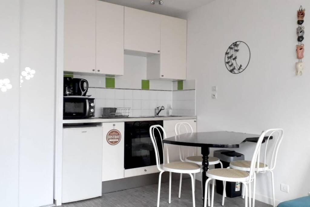 Studio 150M De La Plage Des Demoiselles Saint-Hilaire-de-Riez Bagian luar foto